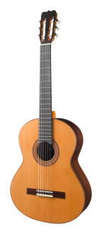 Ramirez R1 Classical Acoustic Guitar