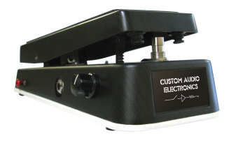 MXR MC404 CAE Crybaby Wah Wah Pedal