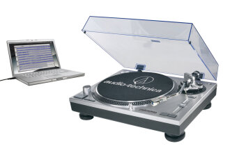 Audio Technica AT-PL120 Turntable