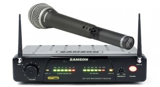 Samson Airline 77 w Q7 Handheld