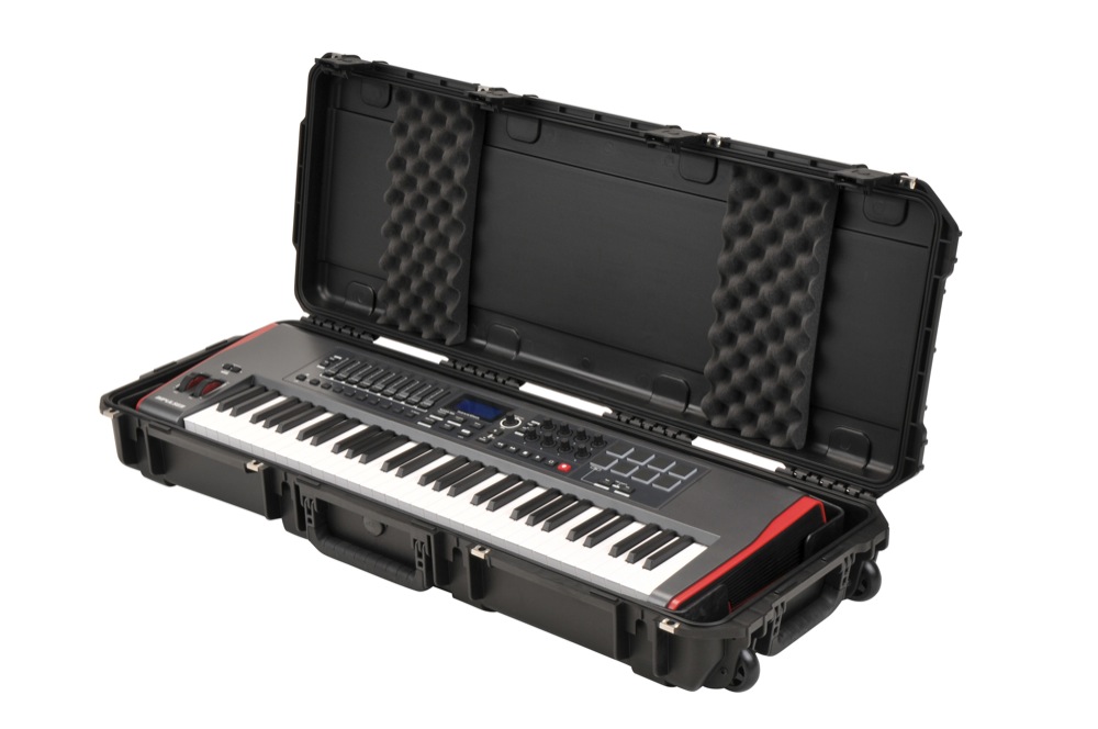 SKB SKB 3i Series Waterproof Injection Molded Rolling Keyboard Case